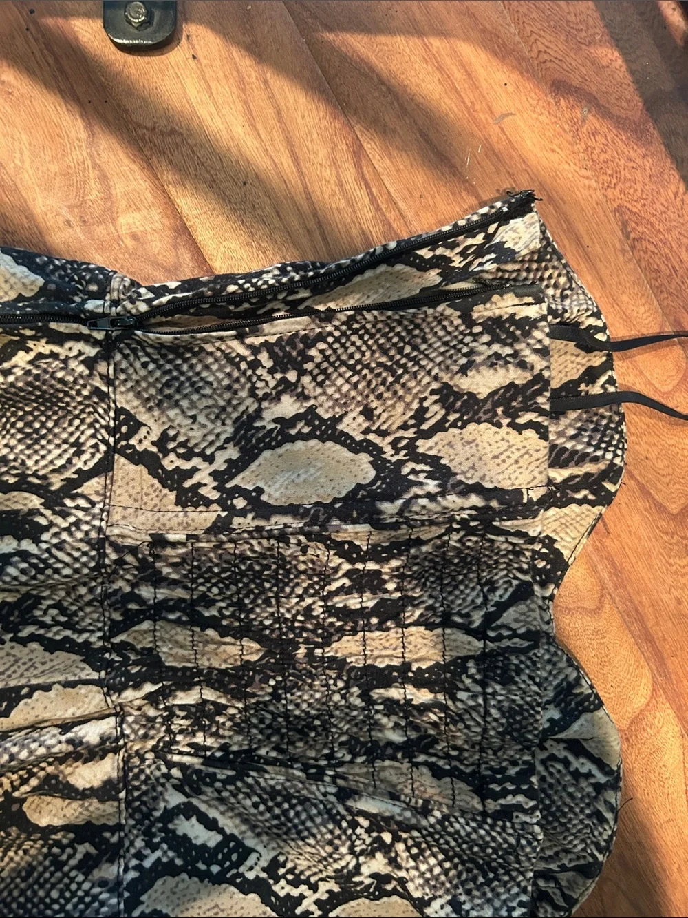Y2K Tripp NYC Vintage Snakeskin Printed Corset Lined Strapless Midi Size Medium - Picture 9 of 11
